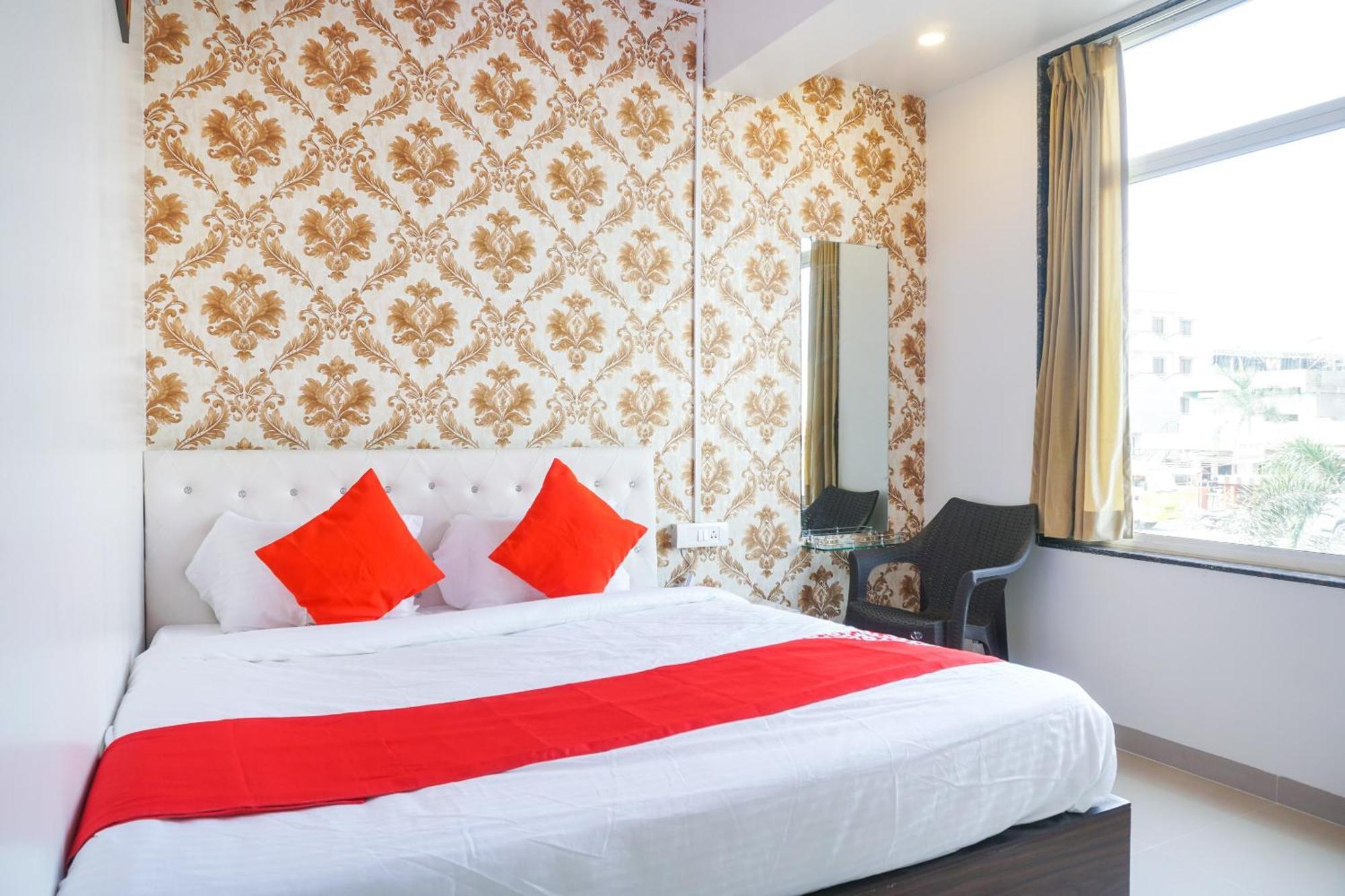Hotel O Nitya Executive Phursungi Εξωτερικό φωτογραφία