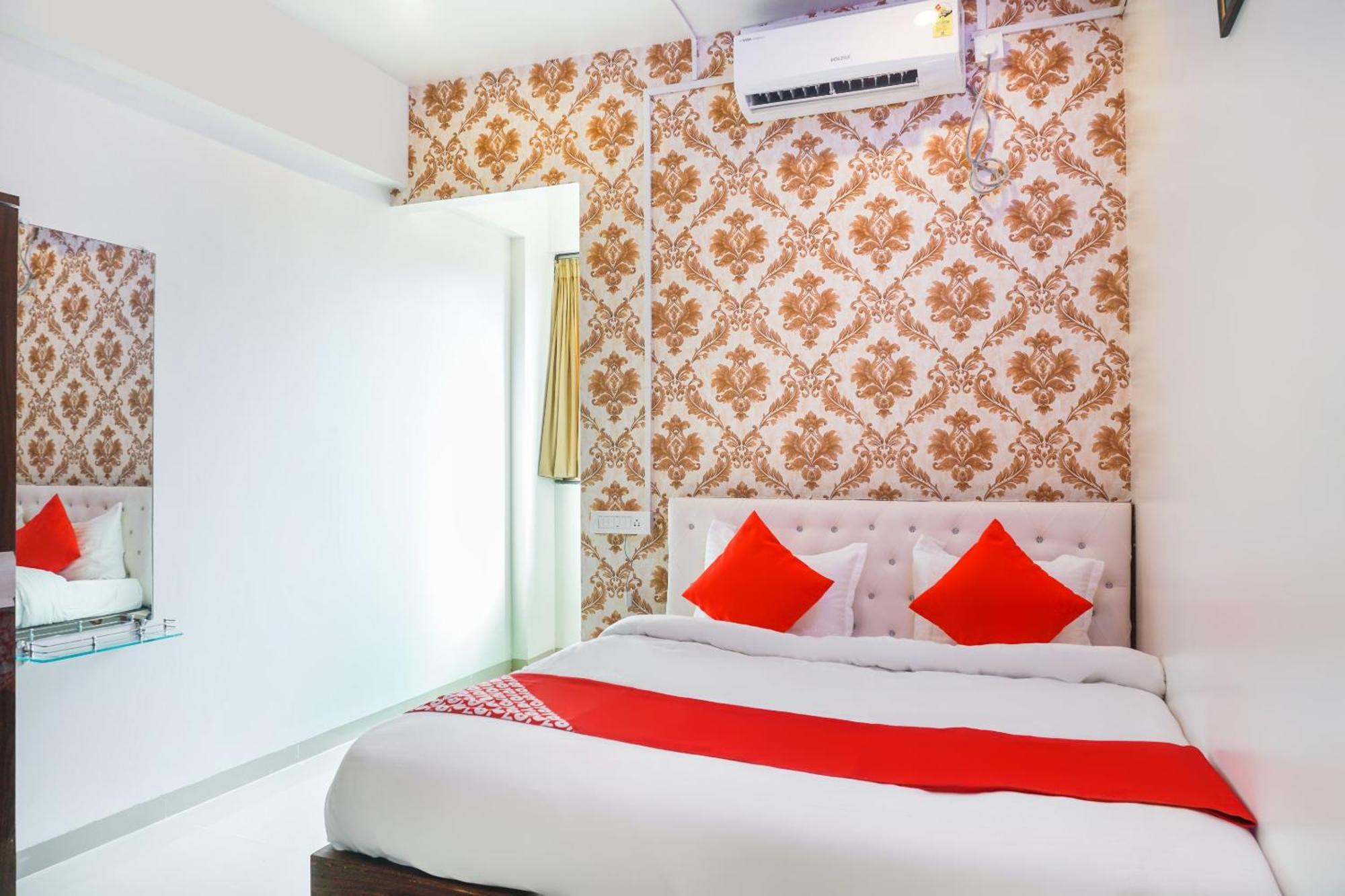 Hotel O Nitya Executive Phursungi Εξωτερικό φωτογραφία
