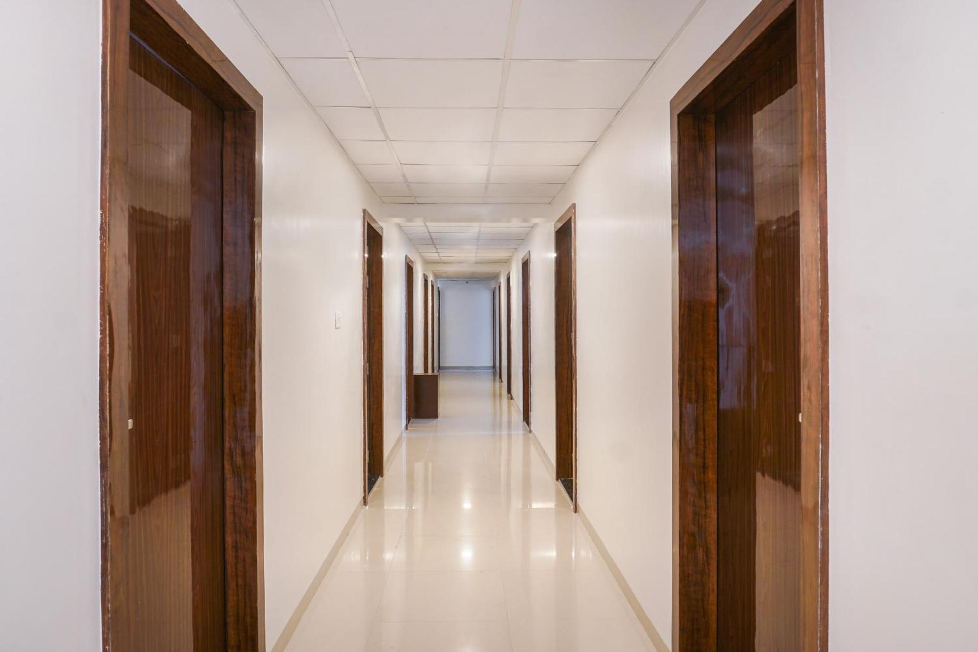 Hotel O Nitya Executive Phursungi Εξωτερικό φωτογραφία