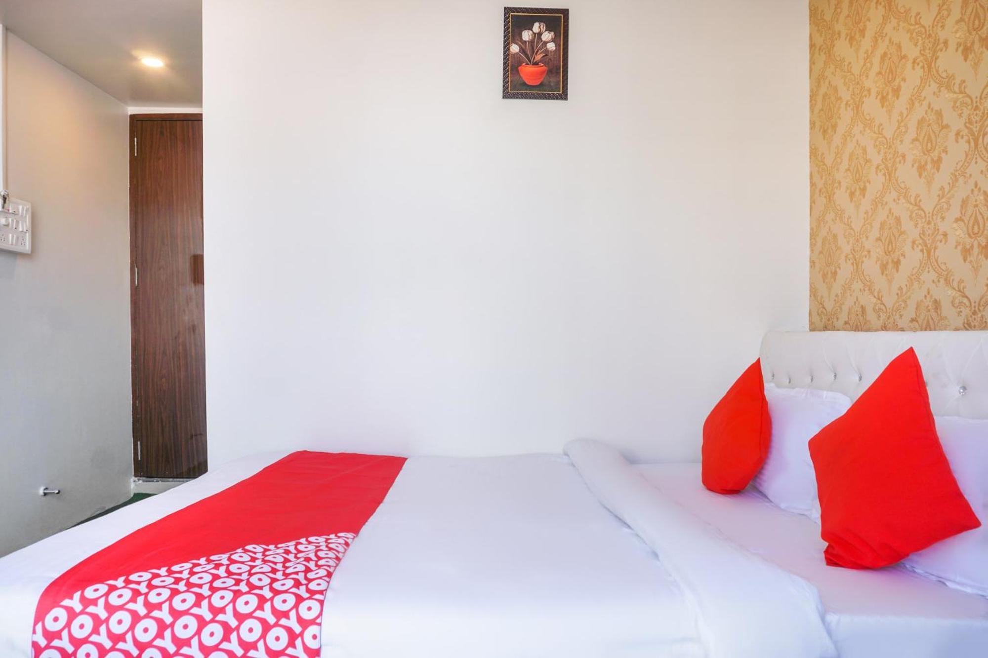Hotel O Nitya Executive Phursungi Εξωτερικό φωτογραφία