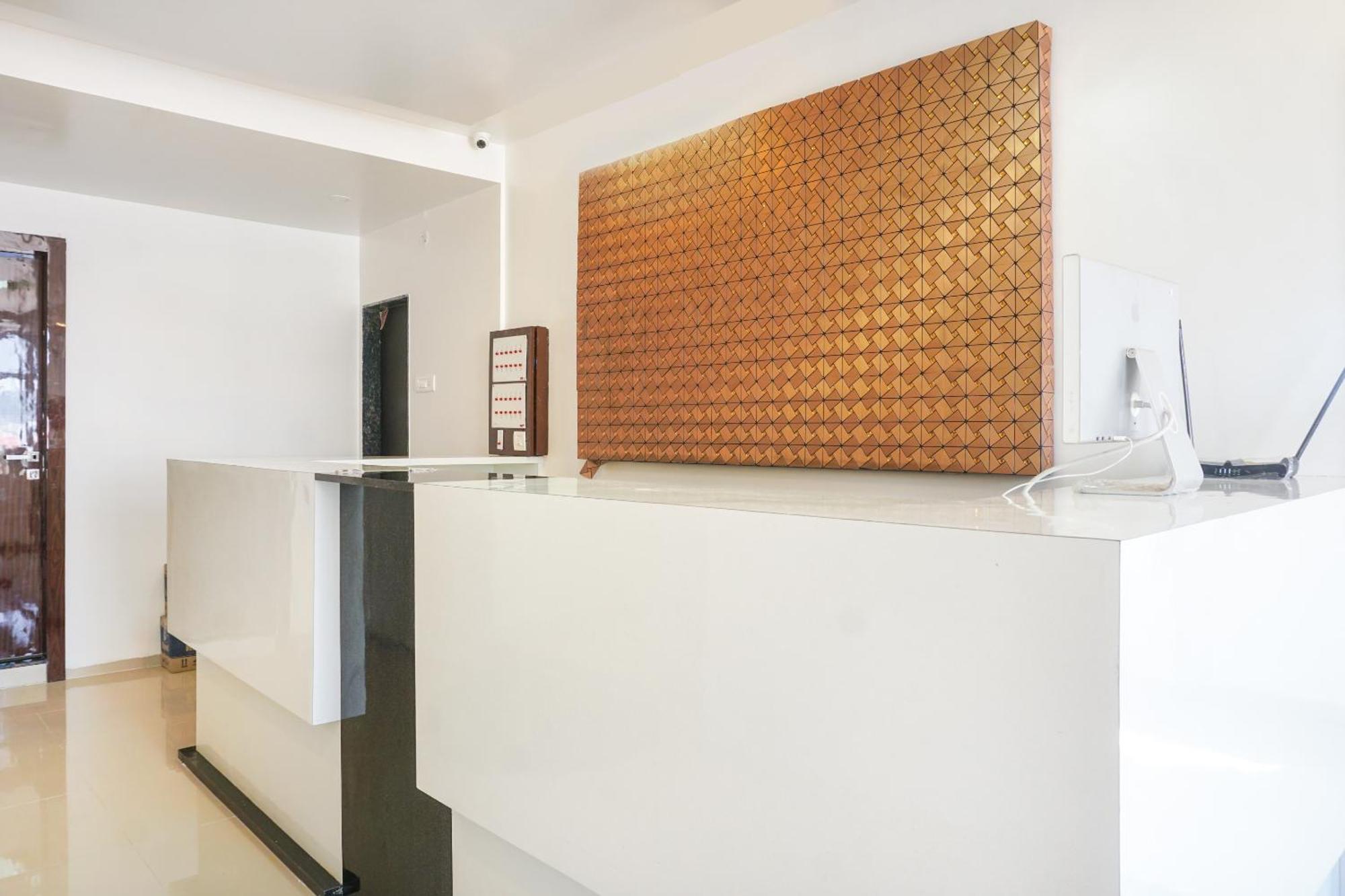 Hotel O Nitya Executive Phursungi Εξωτερικό φωτογραφία