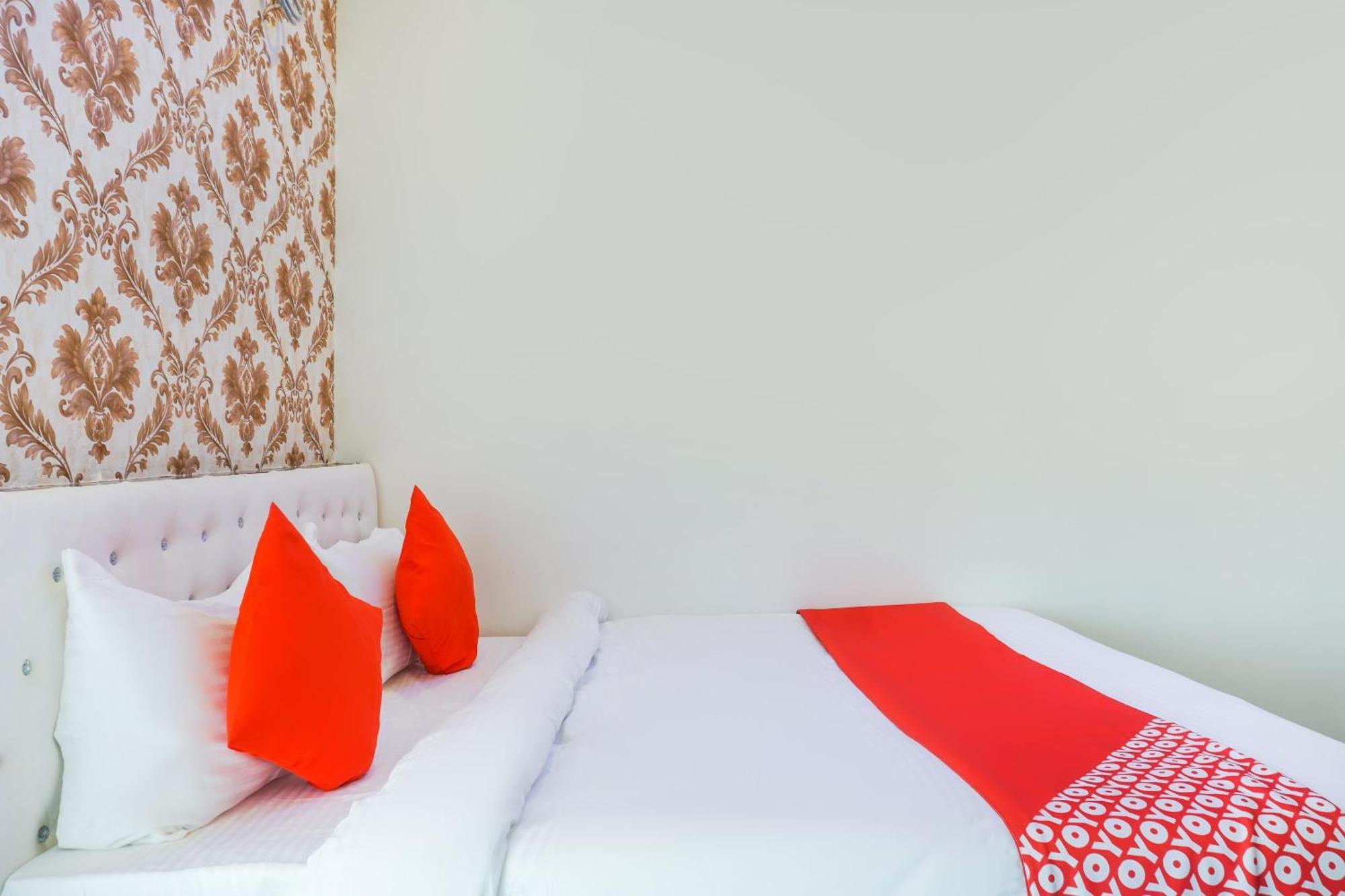 Hotel O Nitya Executive Phursungi Εξωτερικό φωτογραφία