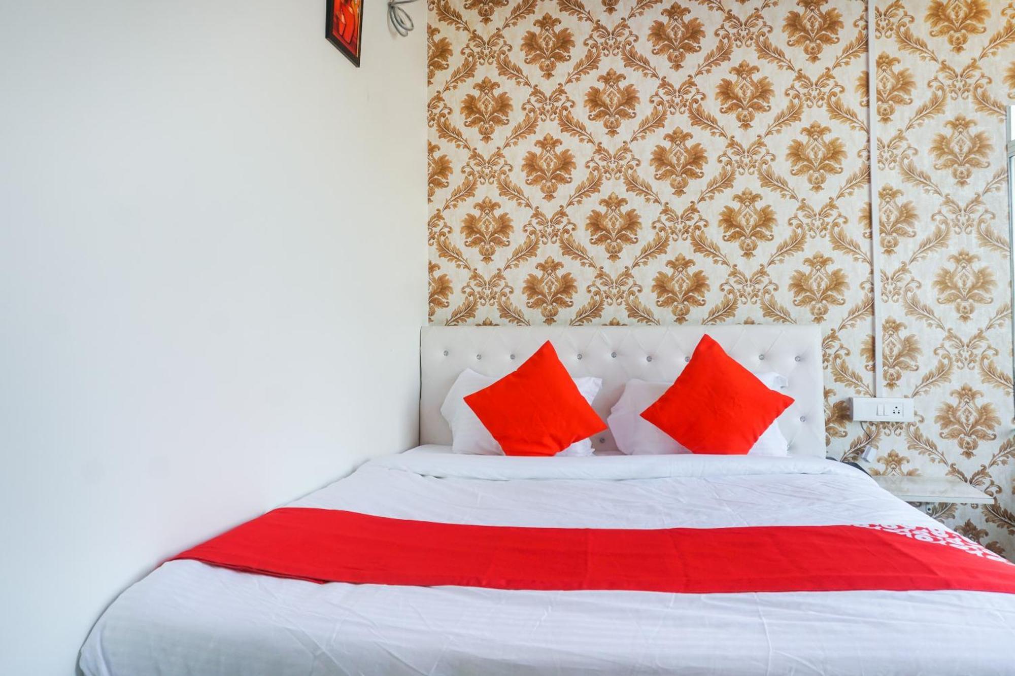 Hotel O Nitya Executive Phursungi Εξωτερικό φωτογραφία
